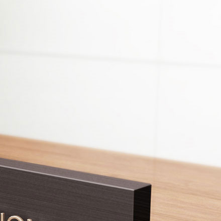 上海地產(chǎn)標(biāo)識設(shè)計中的人性化導(dǎo)引與服務(wù)體驗